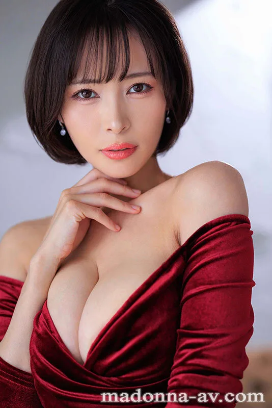 凛とした表情に秘めた、底なしのエロスー。Madonna衝撃専属 真木今日子 Iカップと長い手足を絡める本気のベロキス中出し3本番 サンプル画像1