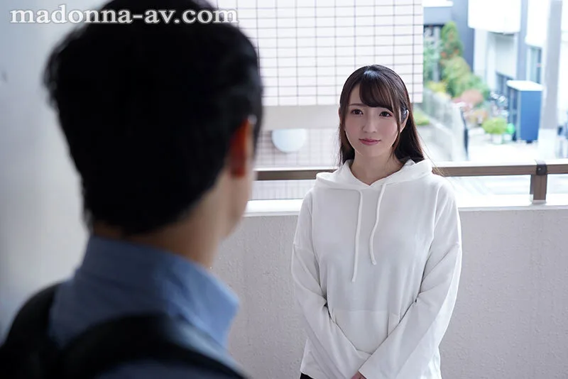 甘い囁きに流されるまま、僕は大学を留年するまで、人妻との巣篭もりSEXに溺れて…。 小花のん サンプル画像1