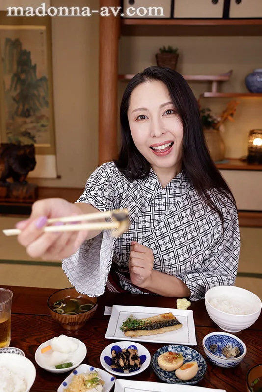 【VR】超高画質8K VR 「今日は素の私と一杯エッチしようね」 Madonna専属・佐田茉莉子といく一泊二日のイチャラブ温泉旅行 サンプル画像5