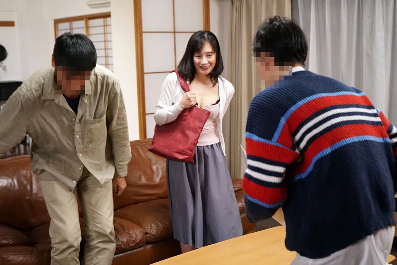 眠泊 みんぱく 実録盗撮民泊カップル昏●姦 宿泊名簿 File No.2 平岡里枝子 サンプル画像12