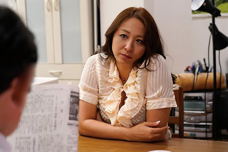 お母さんは色情魔 佐久間楓 サンプル画像1