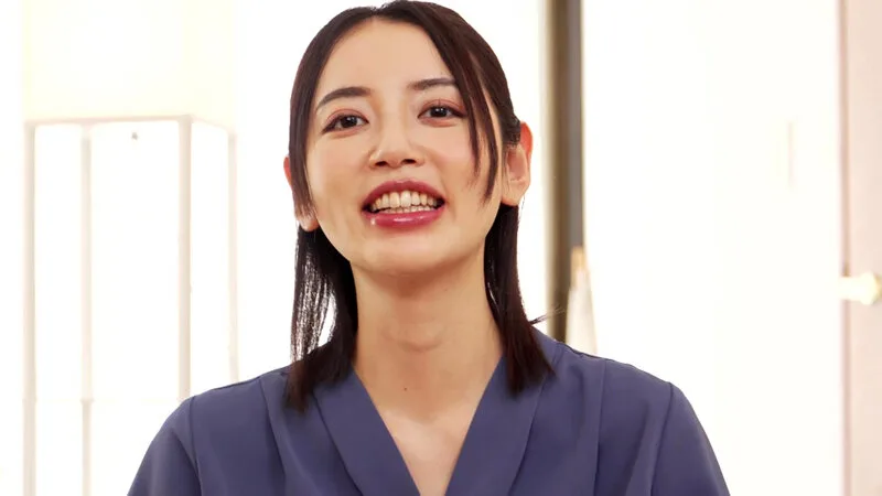 【4K】快楽に狂うスケベな美人妻が快楽に狂うスケベな淫乱乱交SEX 美咲かんな サンプル画像2