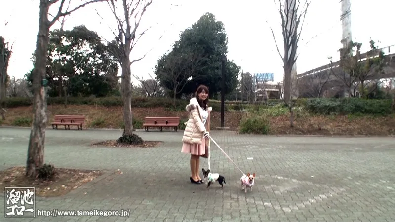 夫との性生活が無くなり自ら出演を志願してきた38歳の可愛すぎる Hcup人妻さんAVデビュー!! 高岡すみれ サンプル画像1