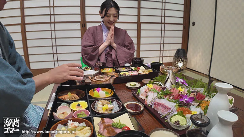 1泊2日でスッカラカンになるまで潮吹きまくり！イキまくり！専属・澪真央のプライベート早漏おもらし温泉旅行 サンプル画像5