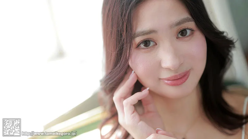 新人 渋沢りえる(29歳)AVデビュー 愛嬌も芯の強さもSEXのポテンシャルもピカイチな人妻 サンプル画像1