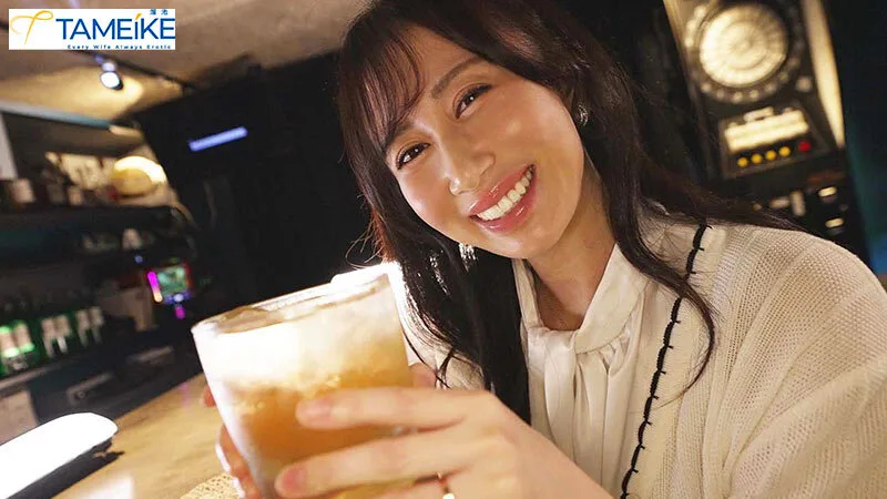 「中に出して、今夜だけー。」 小宮かおる初めての中出し、素でイキまくる不倫デート。 サンプル画像4