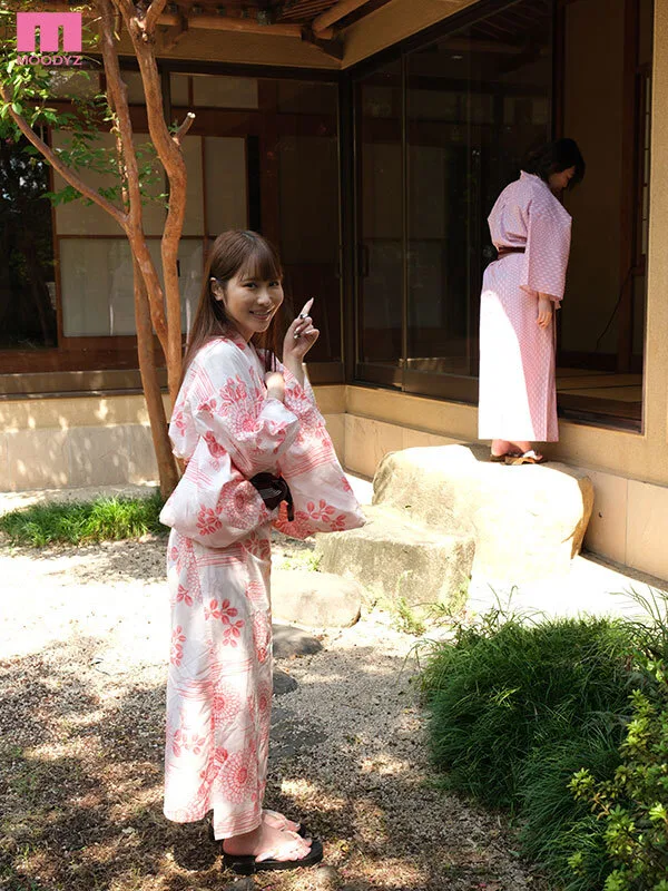 「手でさするのは浮気にならないよ?」 三連泊した宿場で彼女の妹の小悪魔手コキに擦り堕ち19発射精して寝取られたボク 小野六花 サンプル画像12