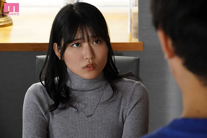 本番無しの人妻デリヘルでこっそり媚薬を仕込んだらド淫乱化！自らコンドーム外してナマ中出し！その後も僕の自宅まで押しかけて夫に嘘をついてまで朝まで入り浸り10発中出しイイナリ玩具に堕とした。 神宮寺ナオ サンプル画像1