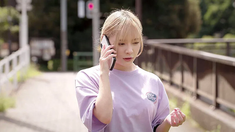 大好きな彼女の声とはつゆ知らず、大嫌いな隣人の部屋から聞こえる喘ぎ声に勃起してしまった 一条みお サンプル画像10