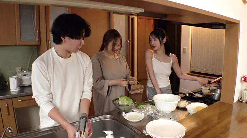 他人の男を奪いたくて仕方がないヤリマン姉が妹の彼氏をデカ尻誘惑…卑猥なピストンでマン汁まみれになったチ〇ポを躊躇なくフェラしながら濃厚ザーメンを何度も搾り取る禁断の逆NTR 小野坂ゆいか サンプル画像2