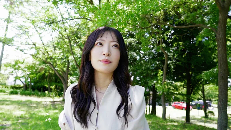 人妻の花びらめくり 天宮かすみ サンプル画像1