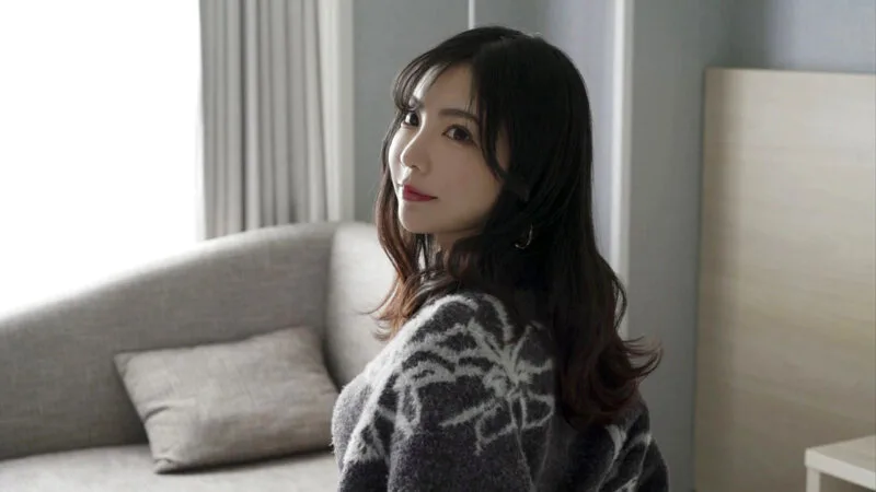 人妻の花びらめくり 吉澤友貴 サンプル画像1