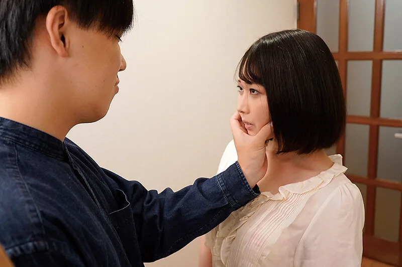 まるまる!香椎佳穂 サンプル画像1