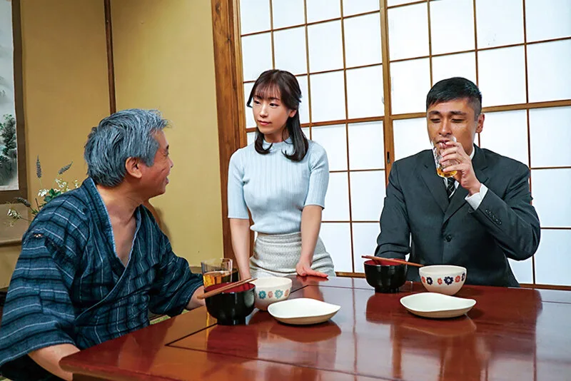 精力旺盛絶倫祖父とおしとやかな嫁 祖父のアレが立派すぎて病みつきに…。やめられない禁断の二人暮らし 長瀬麻美 サンプル画像2