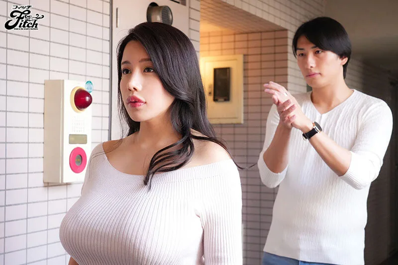 豊満人妻が快楽に堕ちていく… 実写版 隣の人妻が催●をかけられて寝取られた話 永井マリア サンプル画像11