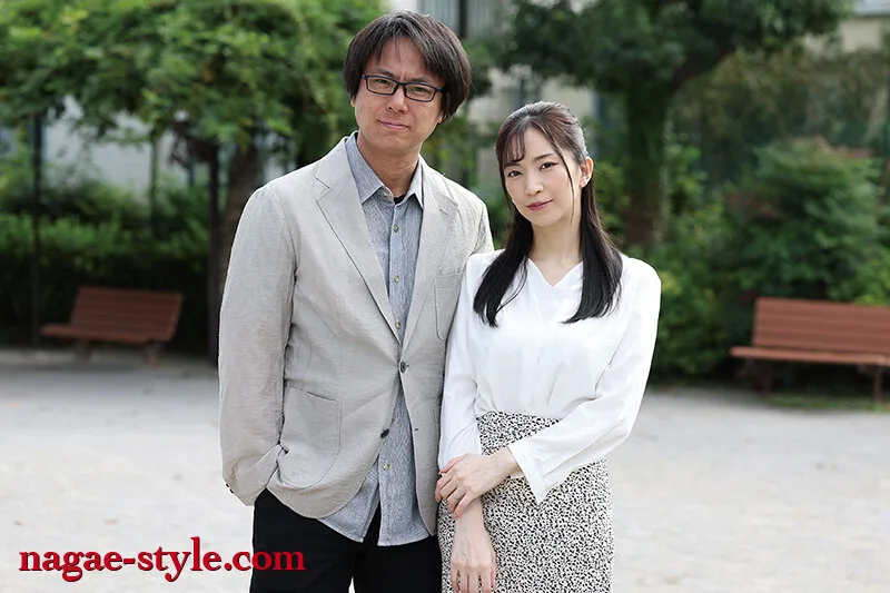 夫以外の男に抱かれる悦び ふしだらで美しい妻の肉体 鈴木真夕 サンプル画像1