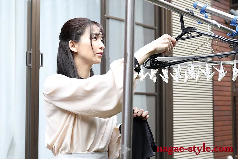 夫以外の男に抱かれる悦び ふしだらで美しい妻の肉体 鈴木真夕 サンプル画像20