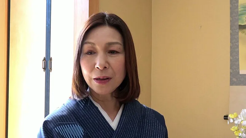 還暦で初撮り 島崎瑠美 サンプル画像1