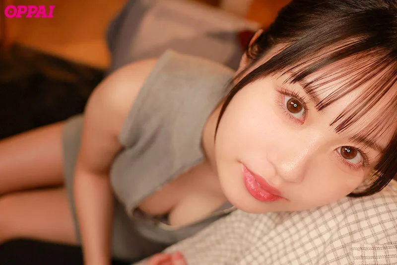 「パイズリだけなら浮気じゃないから」誘惑に負けて彼女の親友の乳マ●コ浮気パイズリで毎日精液絞られてる俺って終わってる…。 夕木こいろ サンプル画像2