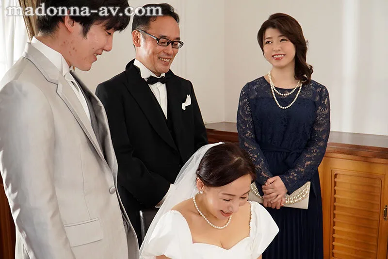 大喧嘩の末に、離婚した元夫婦―。 20年ぶりに仲直りした私たちは、新婚当初のように何度も何度も精魂尽き果てるまで求め合った。 岡江凛 サンプル画像8