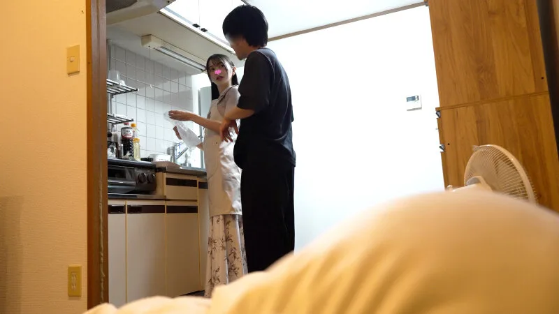 料理も作ってくれるし中出しもさせてくれる隣の部屋の世話焼き人妻 みずきさん サンプル画像1