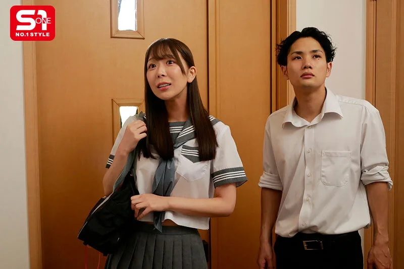 彼女のマッマが女性ホルモン真っ盛りで僕のチ●ポを横取り挿入マ●コ 奥田咲 サンプル画像1
