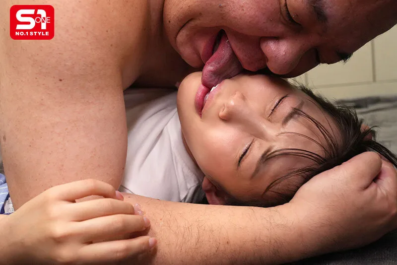 媚薬とデカチンがあればキモオジでも彼氏持ちの清楚女子を最も簡単に堕とせてぐっちゃぐちゃにできるよ 夏空りか サンプル画像3