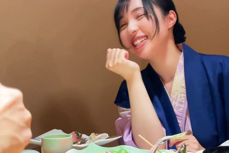 いつでもどこでも人妻オナホ したがり温泉旅行 藤原真帆 サンプル画像9