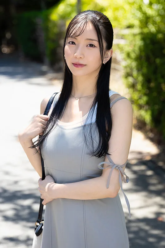 いつでもどこでも人妻オナホ したがり温泉旅行 鈴木真夕 サンプル画像1