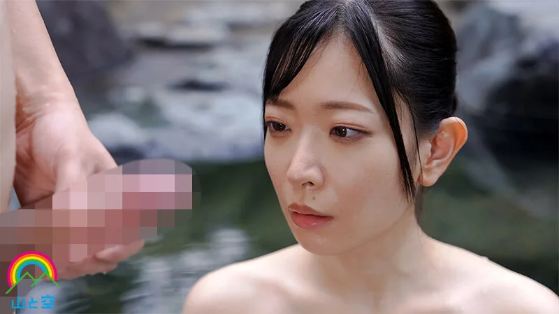 NTR 結婚記念日に訪れた地元の温泉宿で妻が元ヤリサー仲間のチャラ男たちに見つかり夜通し絶倫3P…なんとか耐えていた私の妻が巨根堕ちするという一部始終です 天宮かすみ サンプル画像3