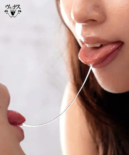 酔うとキス魔になって滅茶苦茶エロい美人秘書 しゃぶったら射精するまで離さない口マ●コ 欲情したら止まらないおチ●ポ思い出しオナニー 終電逃してお泊まり中出し性交 宮城りえ サンプル画像4