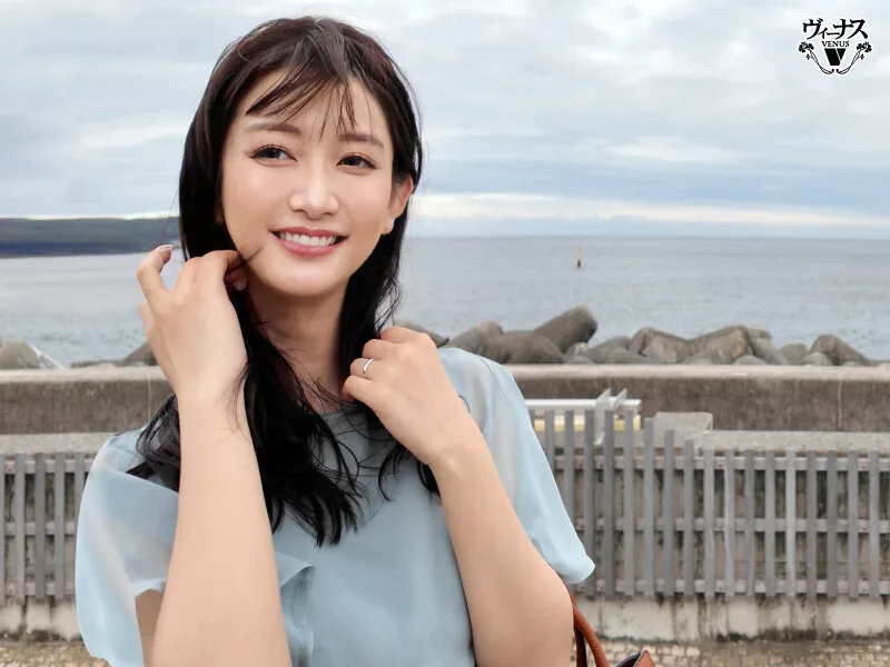 人妻中出し温泉不倫旅～夫に内緒でハメまくりの一泊二日、背徳SEXドキュメント～ 静河 サンプル画像3